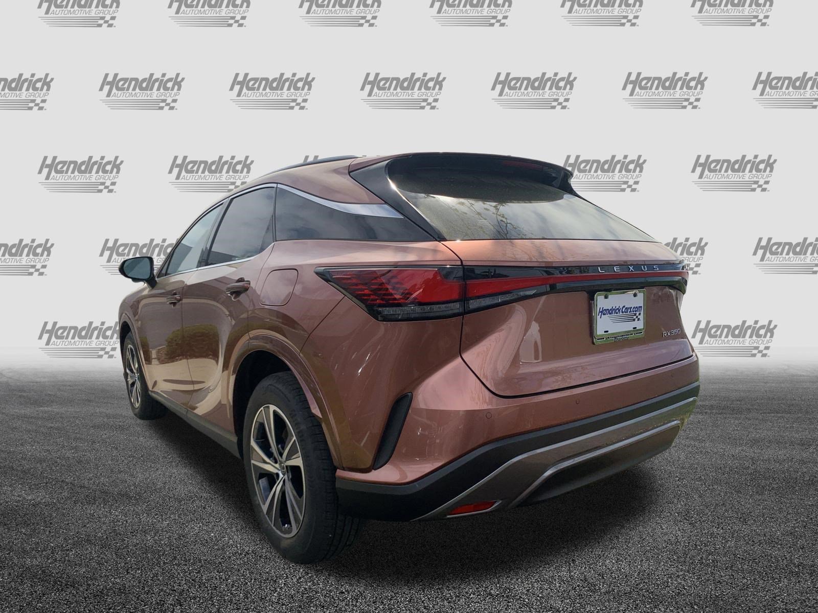 Certified 2025 Lexus RX 350 Premium w/ Accessory Package (Z1) image 8