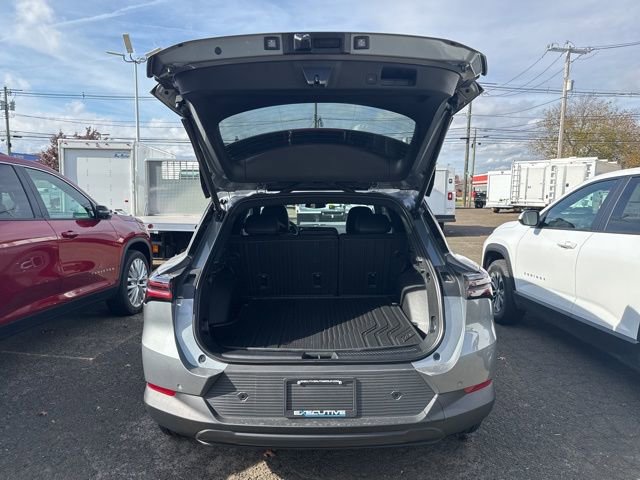 New 2026 Chevrolet Equinox EV LT FWD image 10