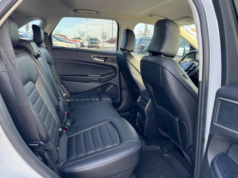 Used 2024 Ford Edge SEL w/ Convenience Package AWD/4WD image 13