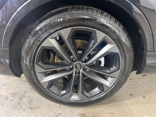 New 2026 Audi Q7 3.0T Premium Plus image 9