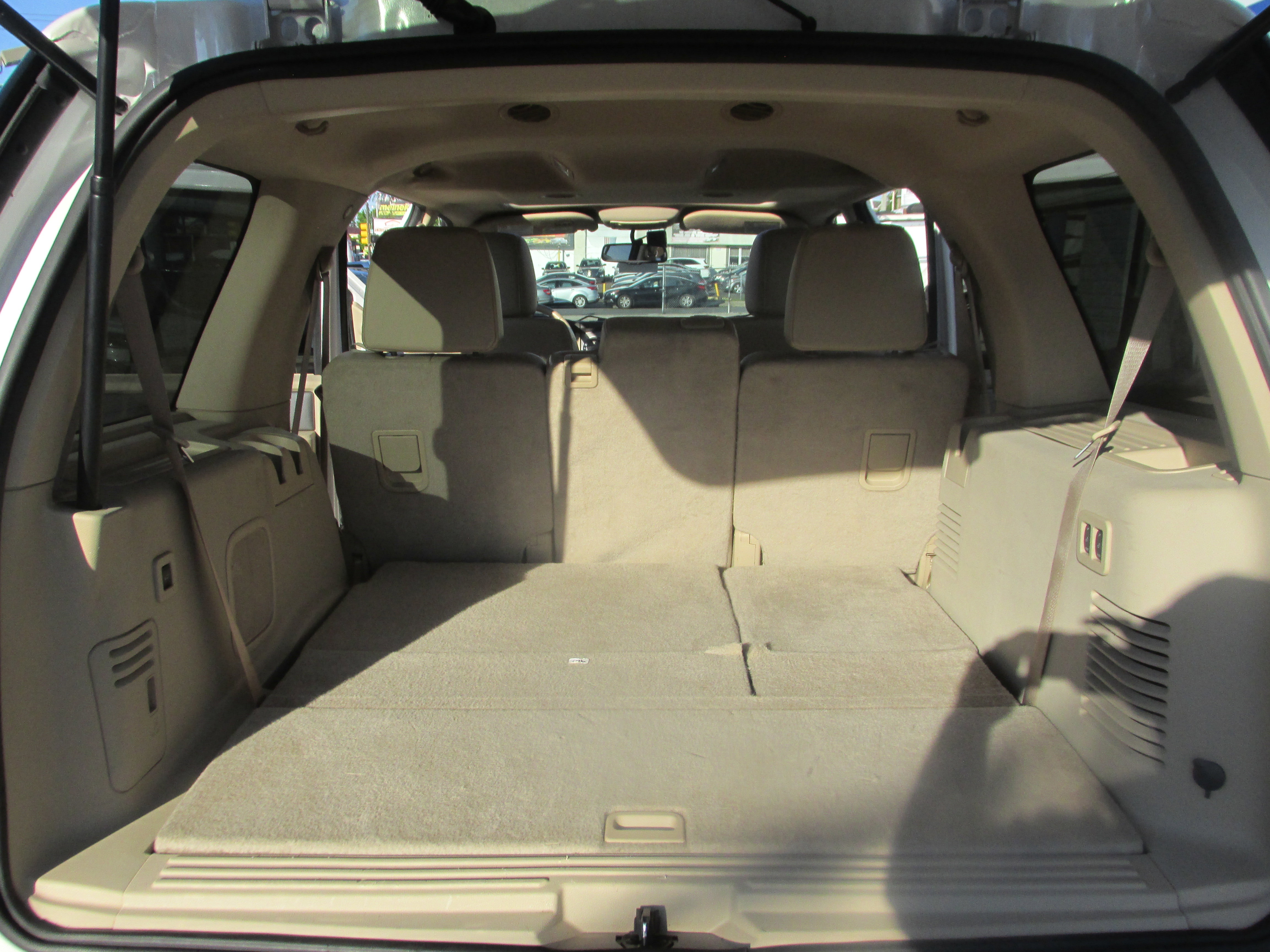 Used 2014 Ford Expedition XLT w/ Equipment Group 202A AWD/4WD image 24