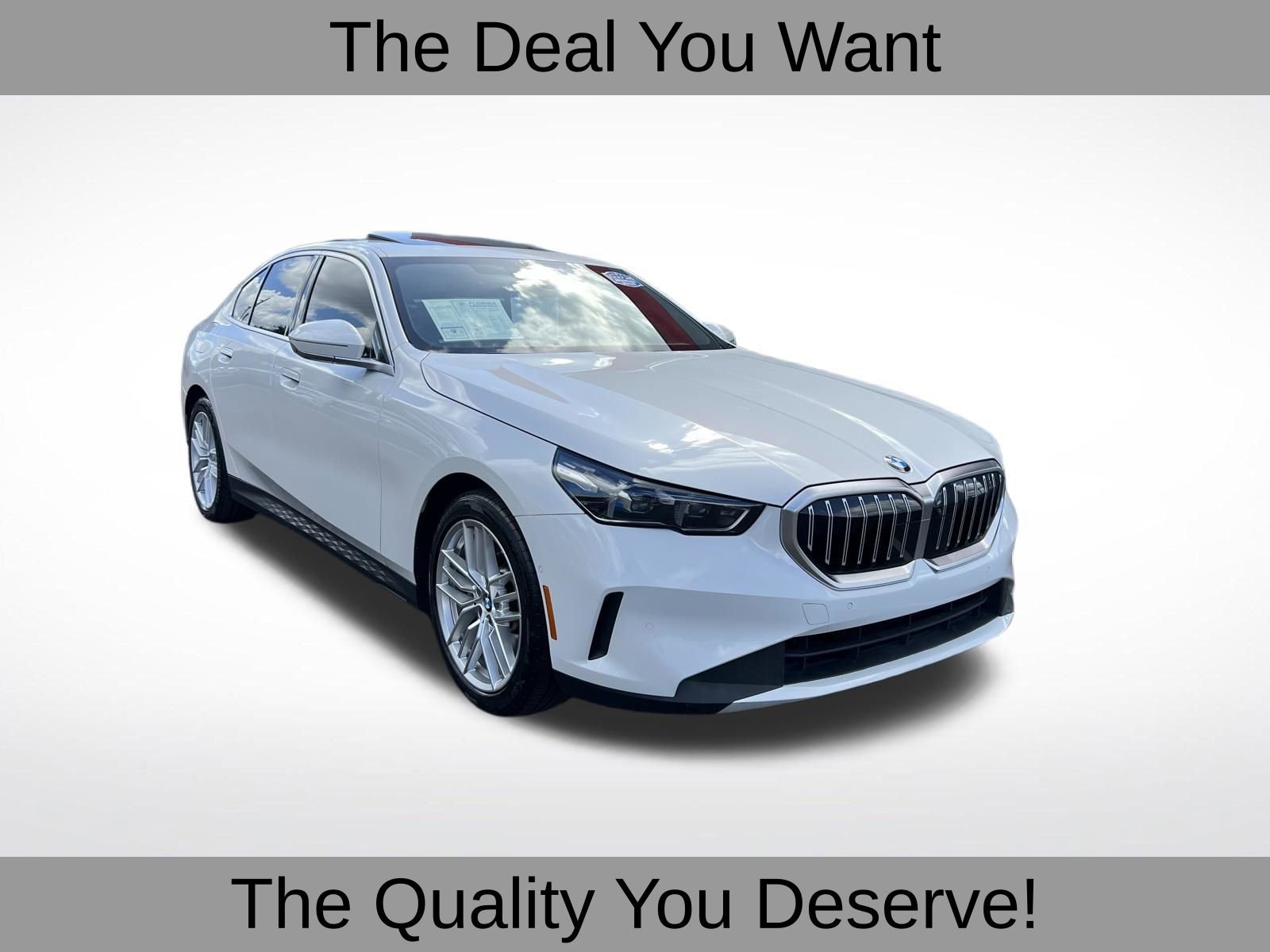 Used 2024 BMW 530i image 1