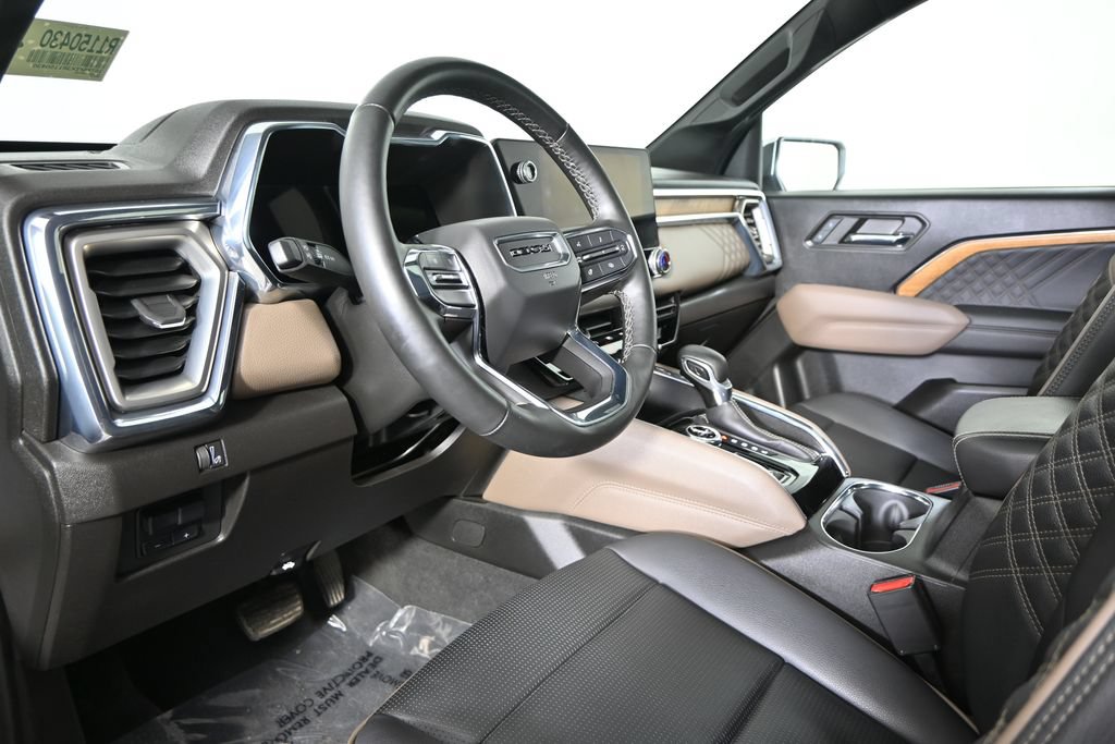 Used 2024 GMC Canyon Denali AWD/4WD image 23
