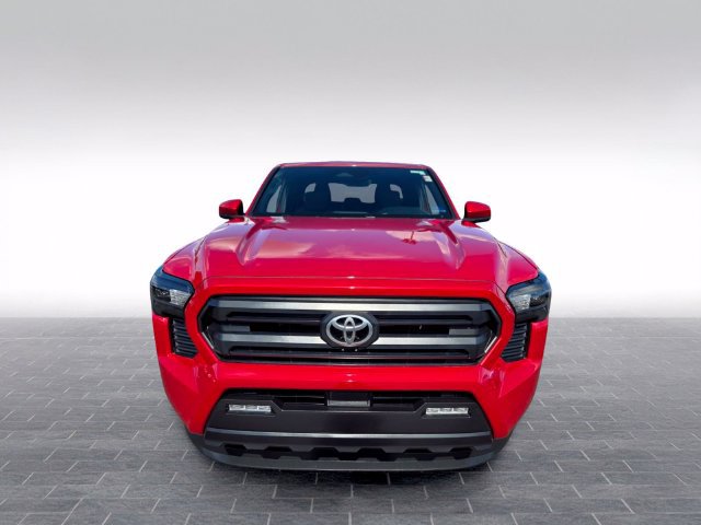 Used 2026 Toyota Tacoma SR5 AWD/4WD image 2