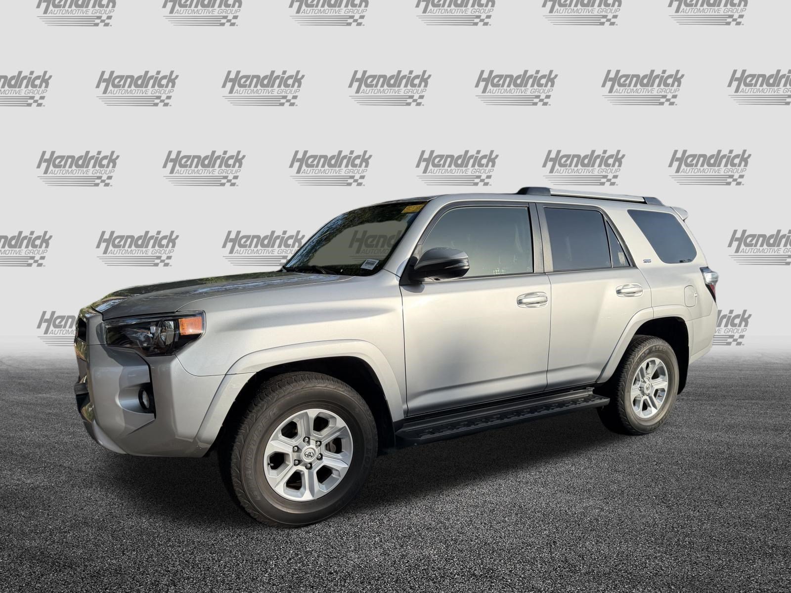 Used 2020 Toyota 4Runner SR5 Premium w/ Moonroof Package AWD/4WD image 6