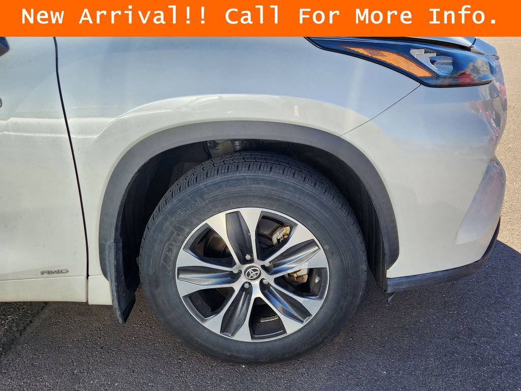Used 2020 Toyota Highlander XLE image 7
