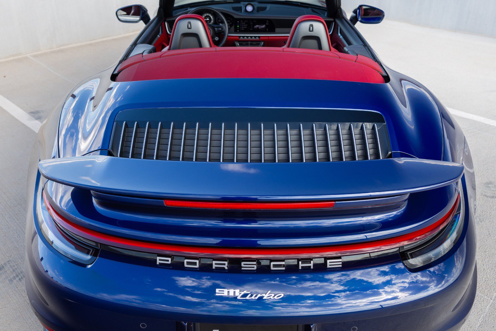 Used 2025 Porsche 911 Turbo AWD/4WD image 37