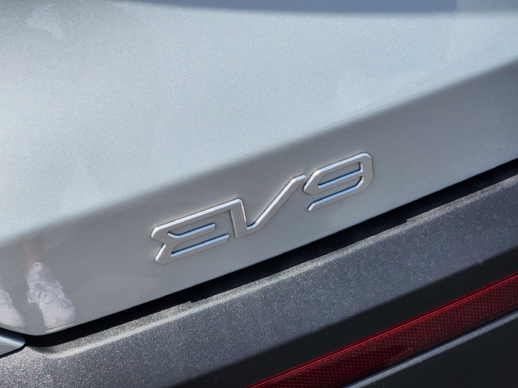New 2026 Kia EV9 Light RWD image 8