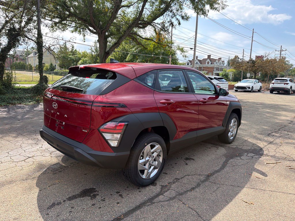 New 2027 Hyundai Kona SE AWD/4WD image 7