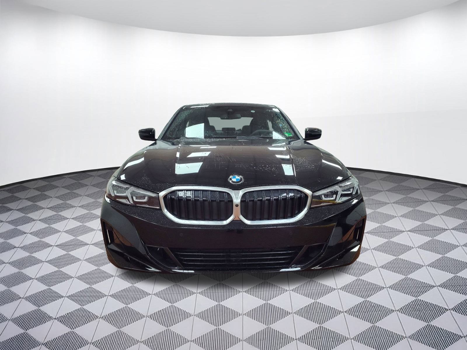 Used 2025 BMW 330i xDrive Sedan w/ Convenience Package image 6