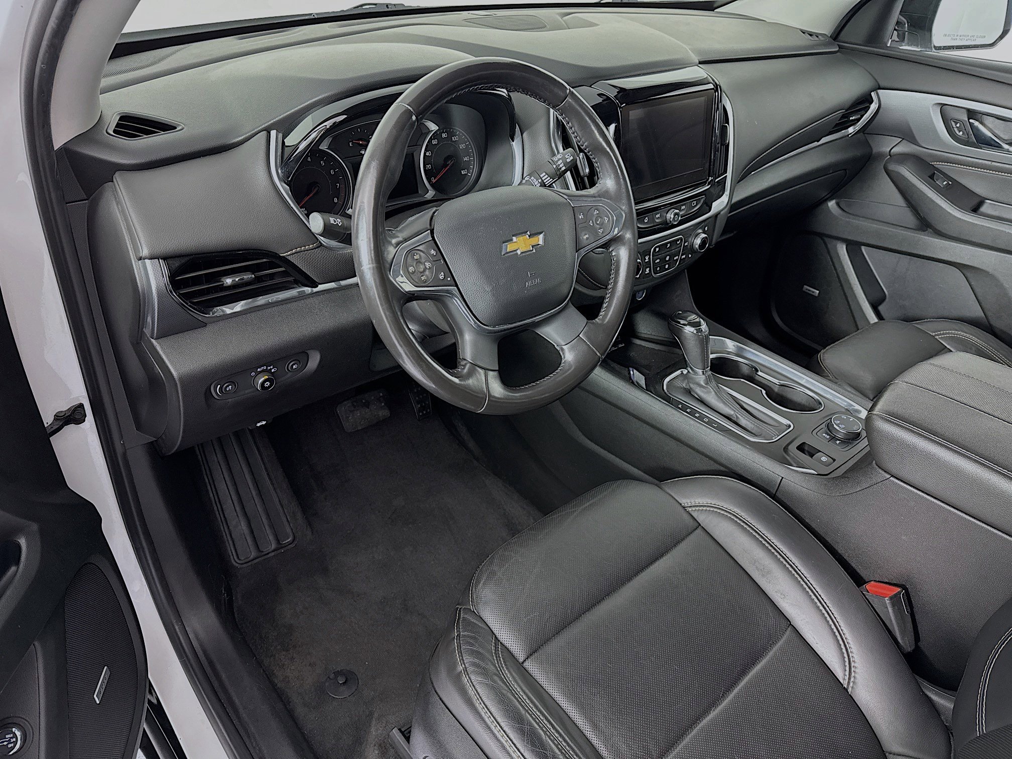 Used 2020 Chevrolet Traverse Premier w/ Redline Edition image 9