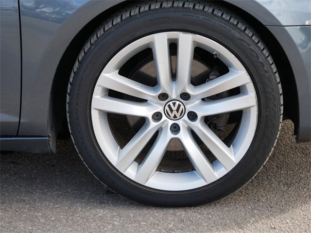 Used 2013 Volkswagen CC Lux image 9