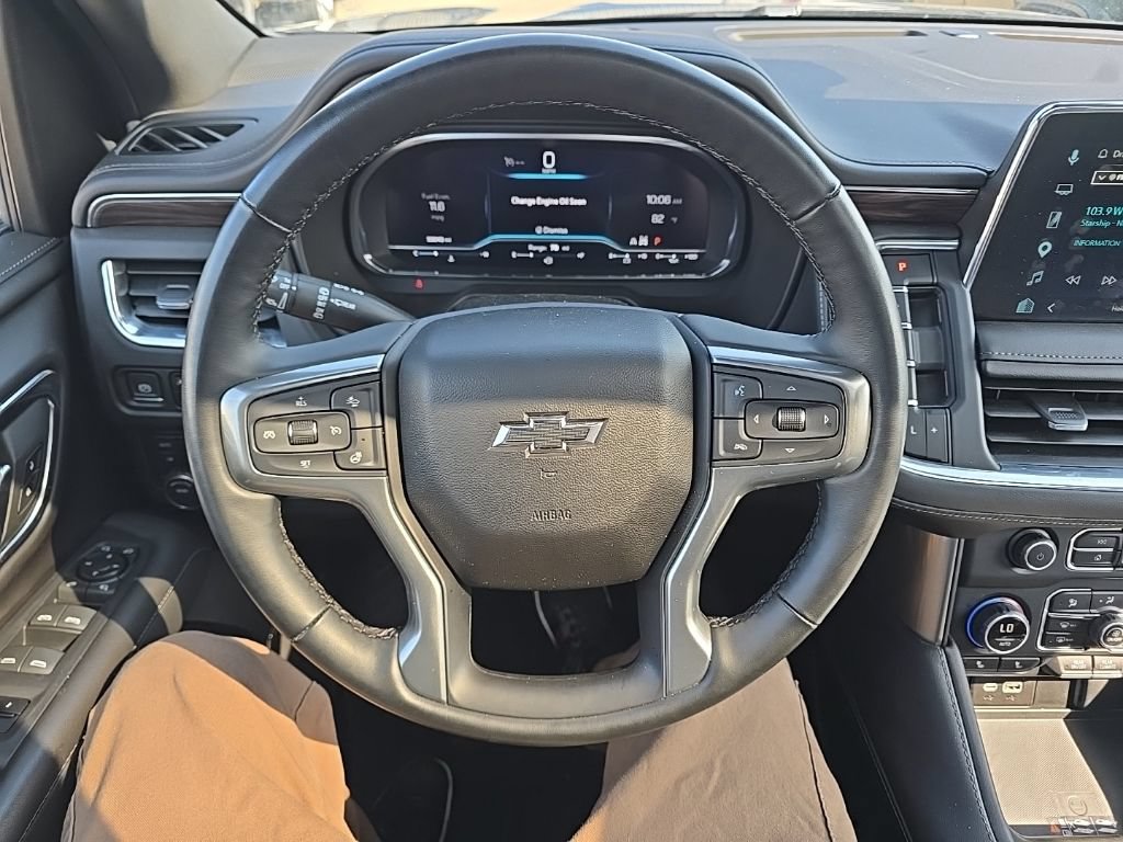 Used 2023 Chevrolet Tahoe Z71 w/ Luxury Package AWD/4WD image 24