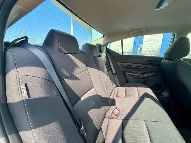 Used 2025 Nissan Altima 2.5 SV FWD image 16