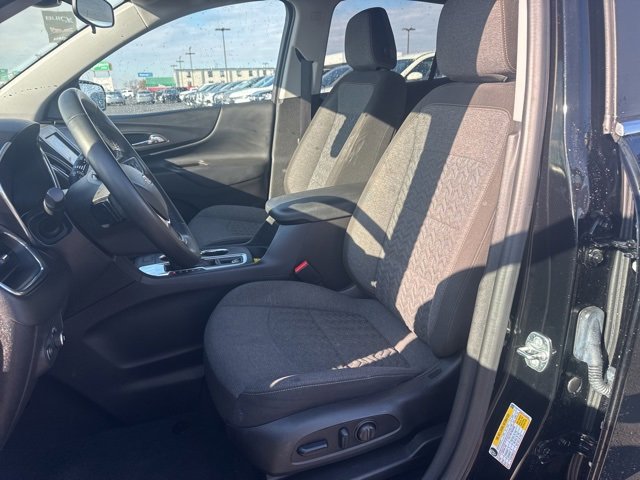 Used 2024 Chevrolet Equinox LT image 17