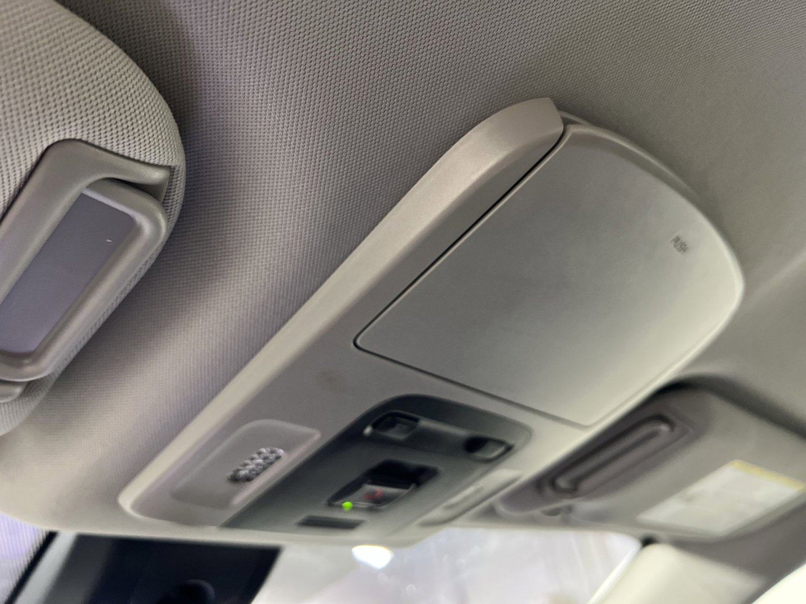 Used 2024 Toyota Camry SE image 34