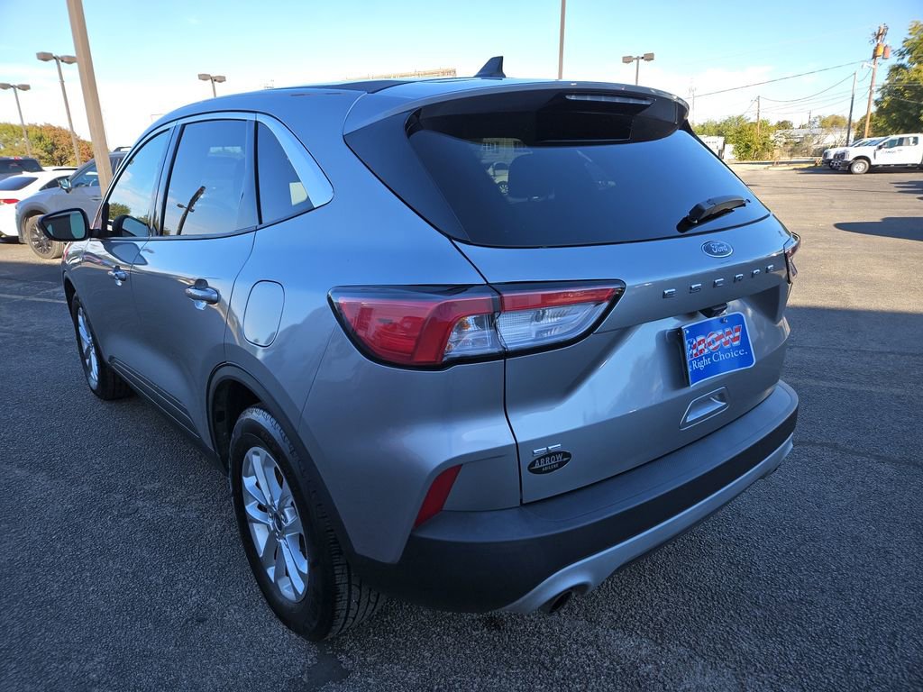 Used 2022 Ford Escape SE image 8