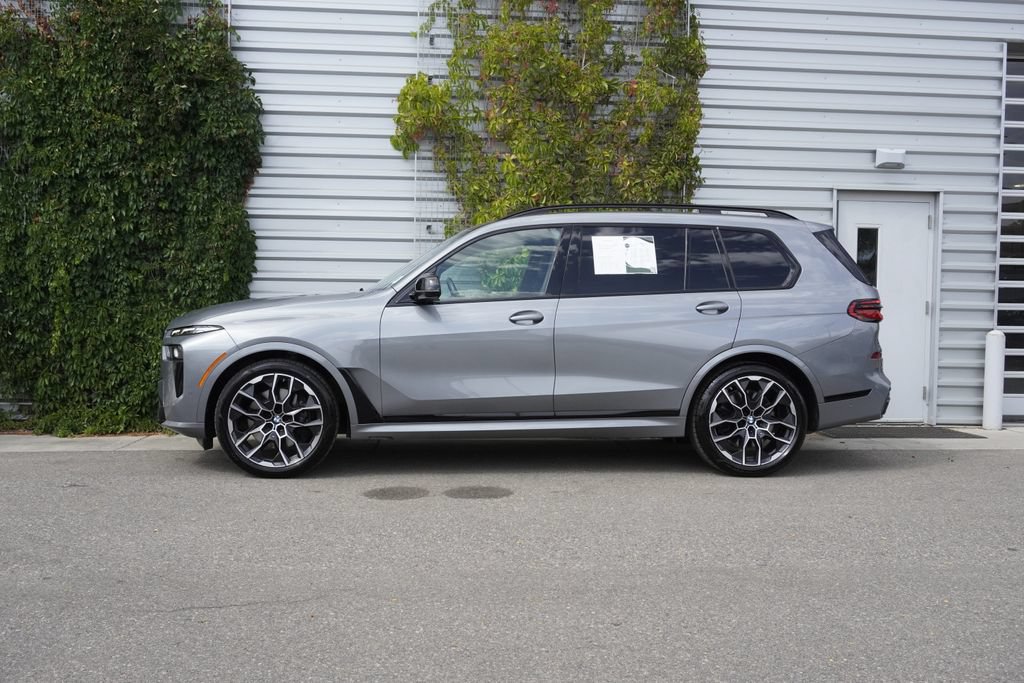Used 2026 BMW X7 M60i AWD/4WD image 8