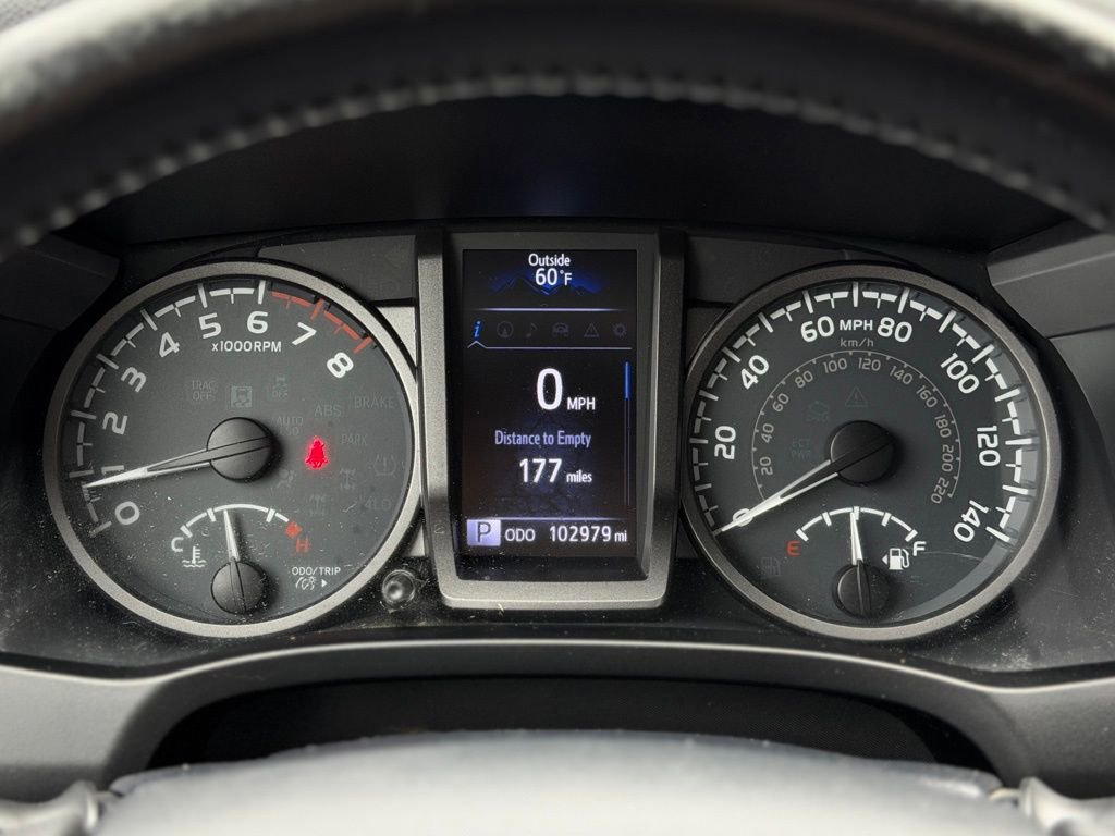 Used 2017 Toyota Tacoma TRD Off-Road w/ Tow Package image 10