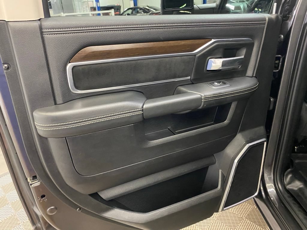 Used 2024 RAM 2500 Laramie w/ Safety Group AWD/4WD image 17