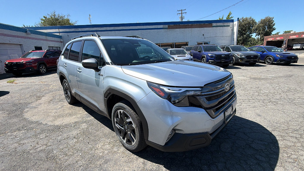 New 2026 Subaru Forester Premium AWD/4WD image 2