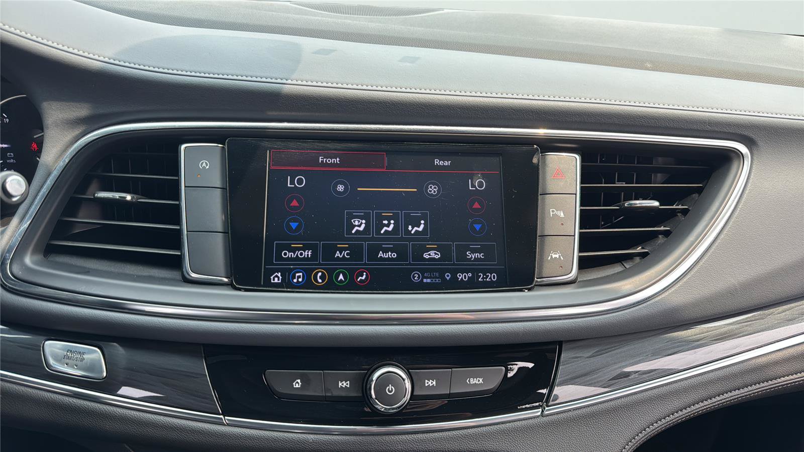 Used 2023 Buick Enclave Premium w/ Experience Buick Package FWD image 27