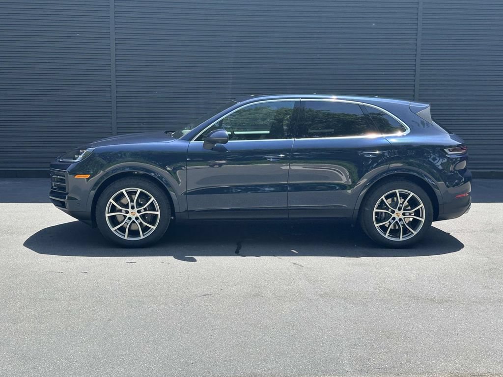 New 2026 Porsche Cayenne AWD/4WD image 2