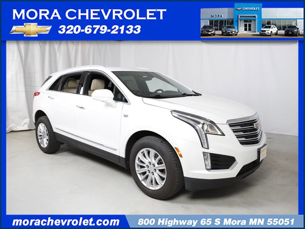 Used 2018 Cadillac XT5 AWD image 1