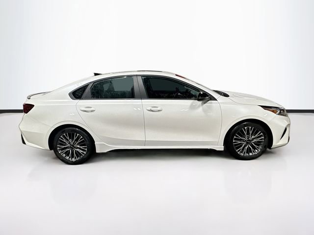 Used 2024 Kia Forte GT-Line w/ GT-Line Premium Package image 8