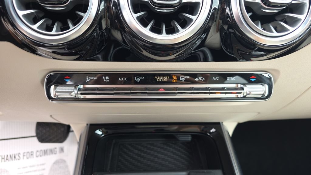 Certified 2025 Mercedes-Benz GLA 250 4MATIC image 21