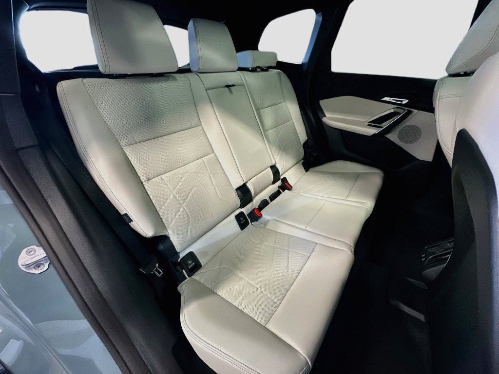 New 2027 BMW X1 xDrive28i AWD/4WD image 26