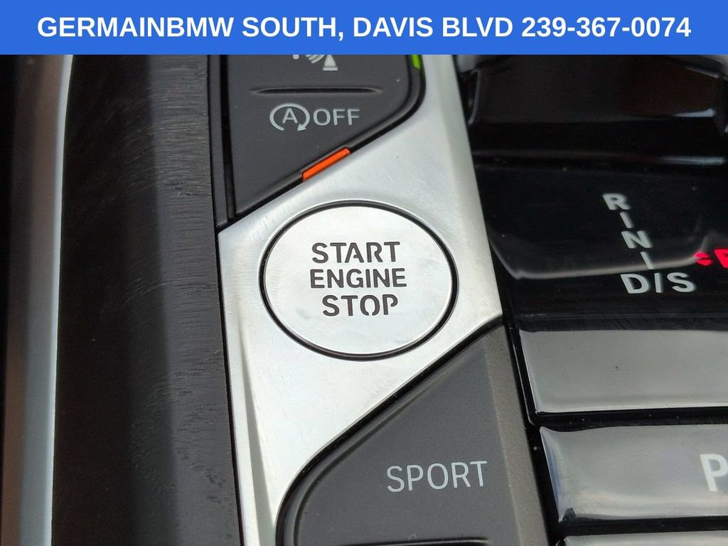 Used 2024 BMW 330i xDrive Sedan AWD/4WD image 32