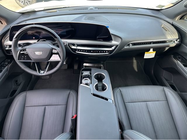 New 2026 Cadillac Lyriq Luxury image 14