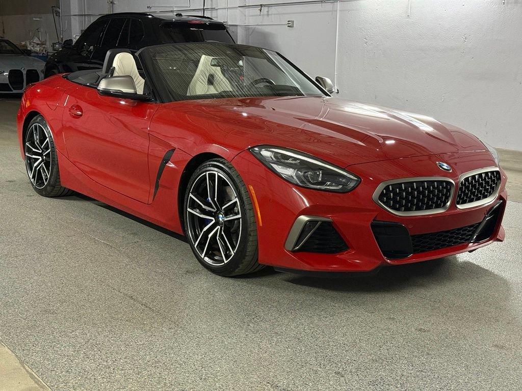 Used 2022 BMW Z4 M40i w/ Premium Package RWD image 3