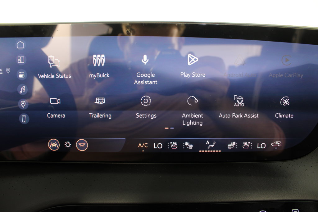 New 2027 Buick Enclave Avenir FWD image 6