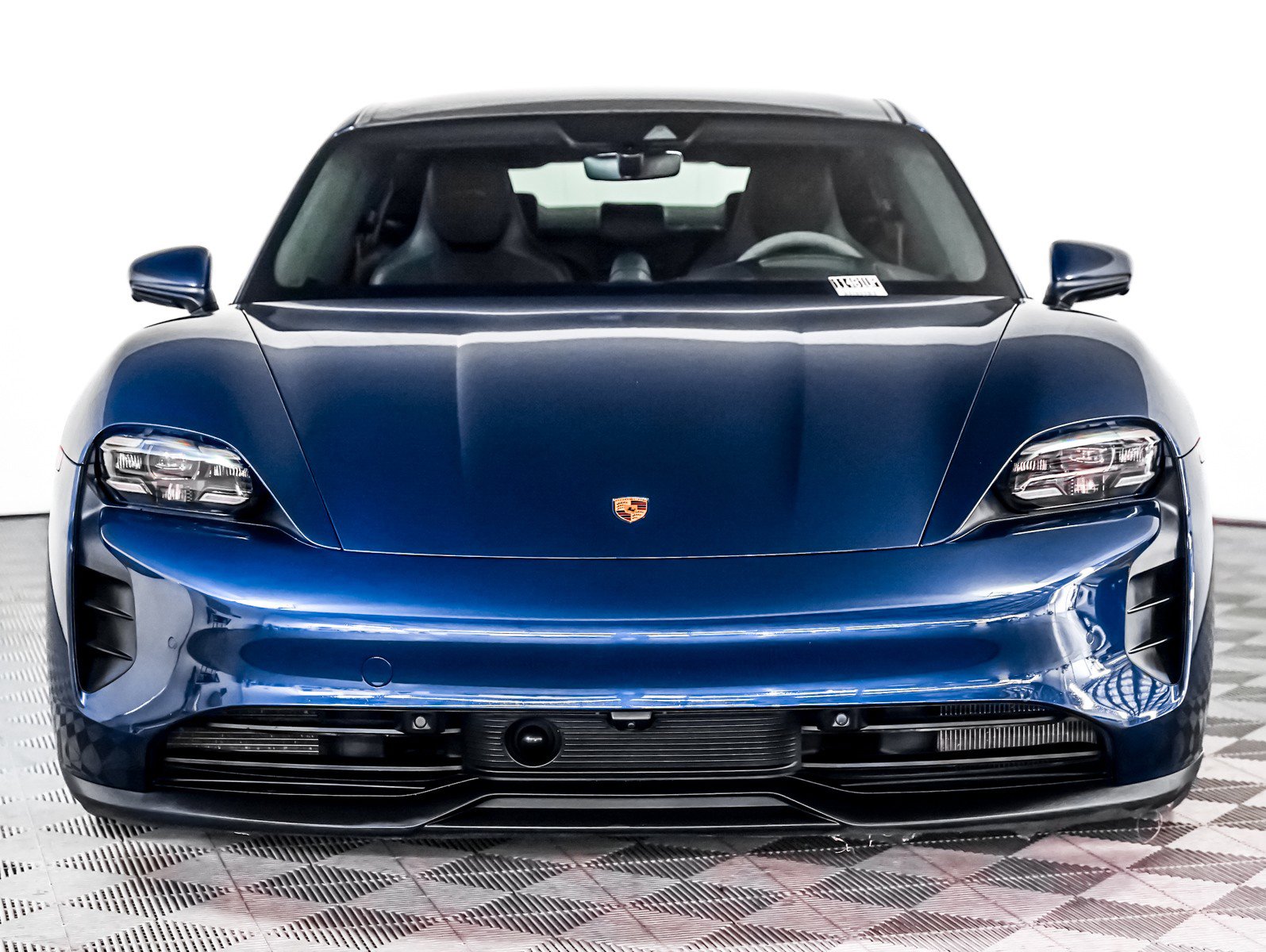 Certified 2023 Porsche Taycan GTS image 7