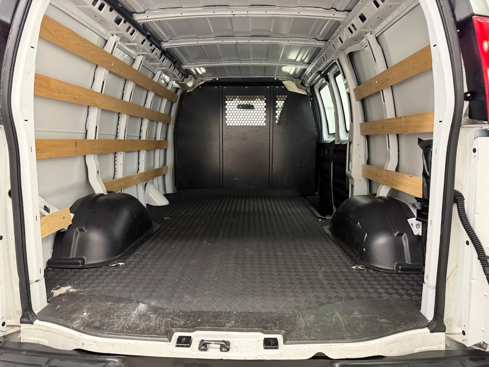 Used 2023 Chevrolet Express 2500 w/ Driver Convenience Package image 25