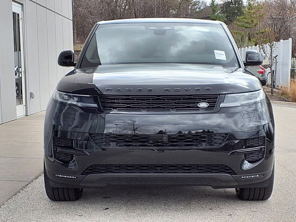 New 2026 Land Rover Range Rover Sport SE AWD/4WD image 2