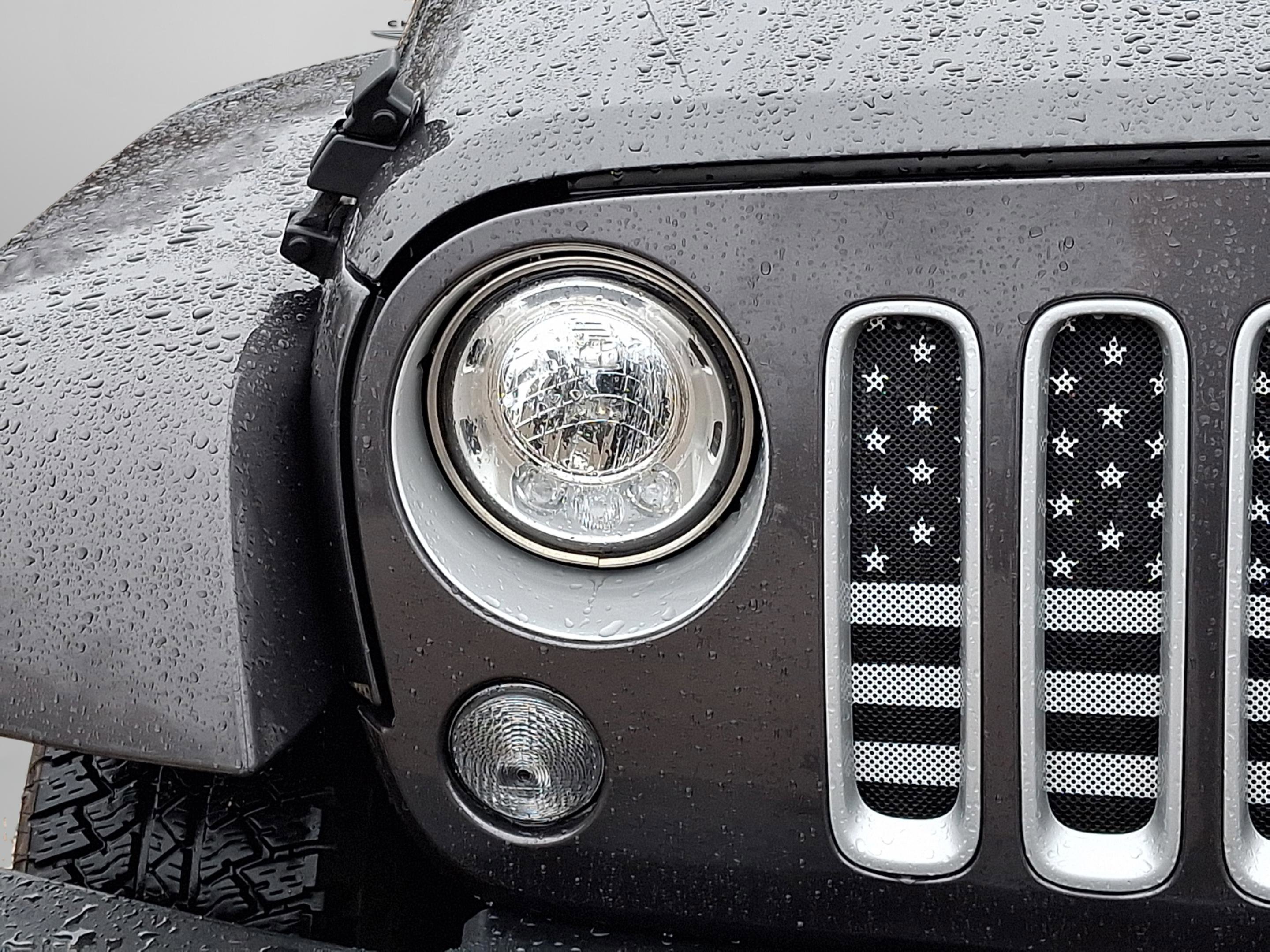 Certified 2017 Jeep Wrangler Unlimited Sahara w/ Connectivity Group image 28