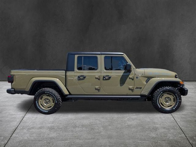 New 2026 Jeep Gladiator Willys AWD/4WD image 3