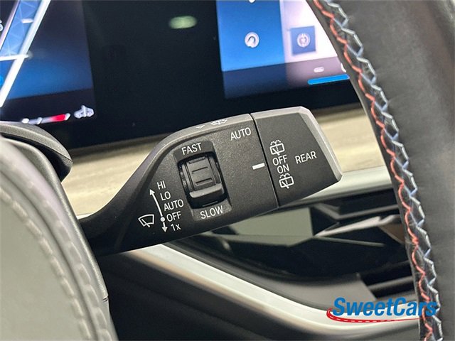 Used 2023 BMW X7 M60i w/ Executive Package image 22