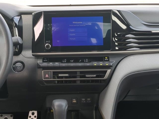 Certified 2025 Toyota Camry SE FWD image 17