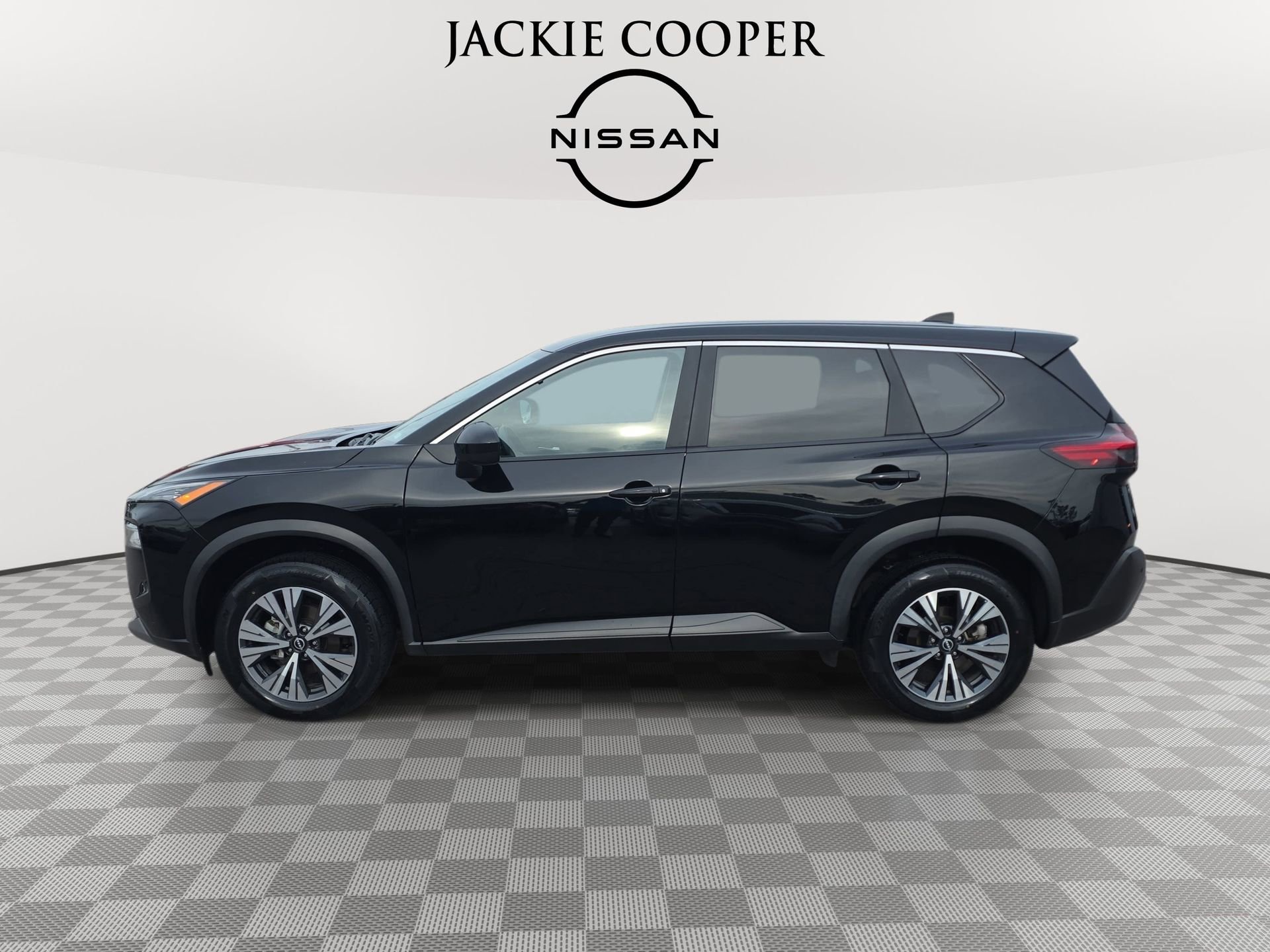 Used 2023 Nissan Rogue SV AWD/4WD image 8