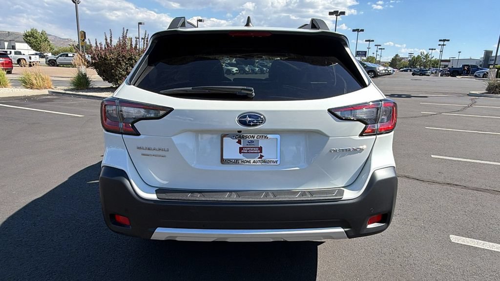 Certified 2025 Subaru Outback Limited AWD/4WD image 4