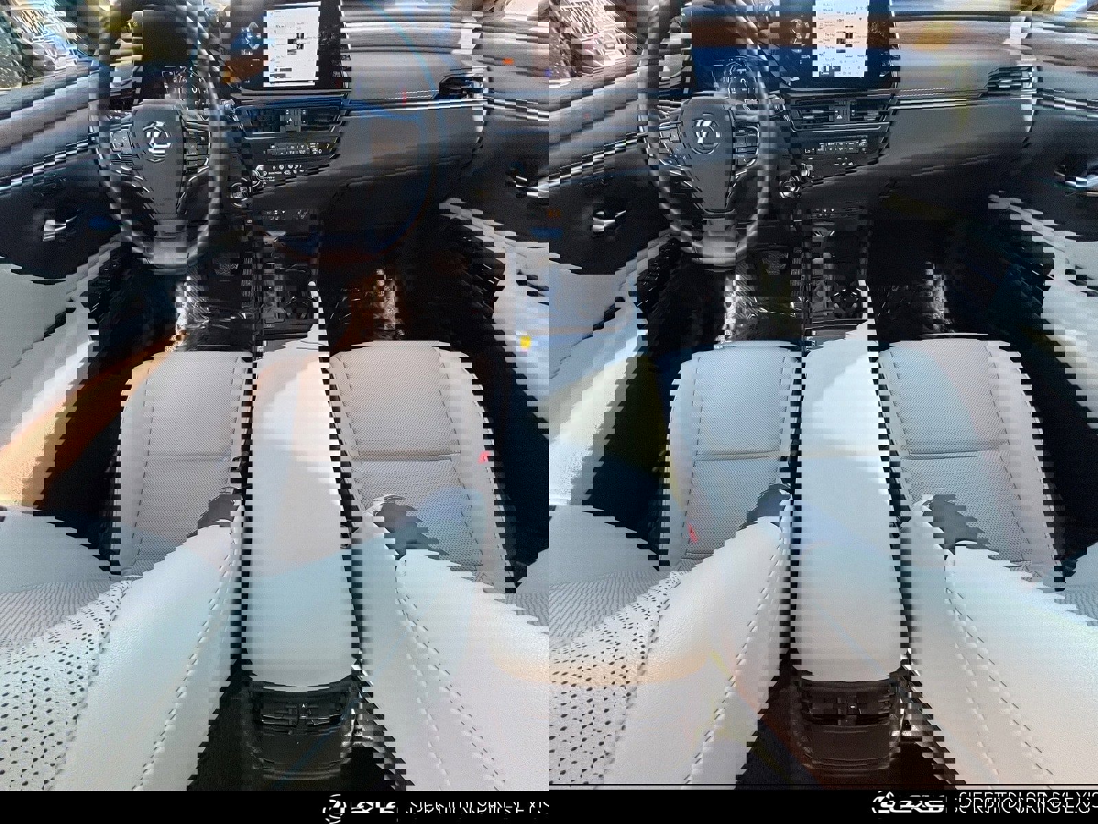 Certified 2025 Lexus ES 350 w/ Premium Package image 17