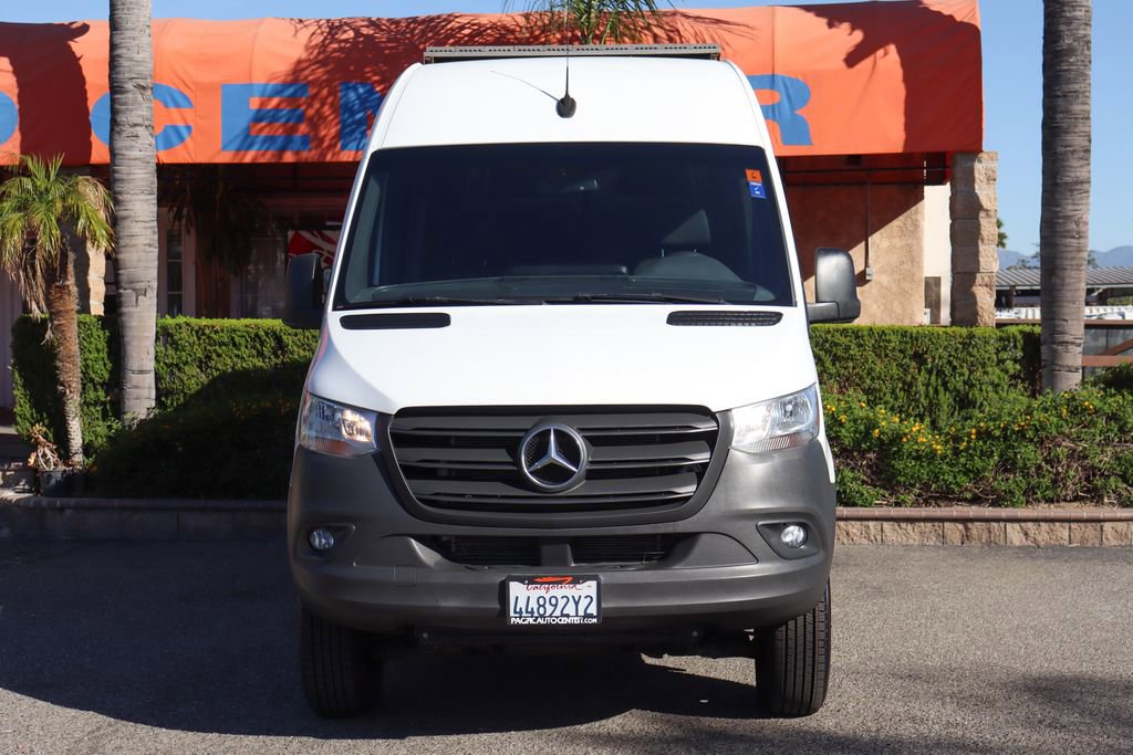 Used 2019 Mercedes-Benz Sprinter 2500 image 3