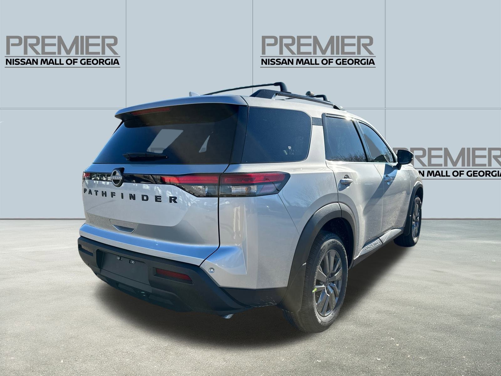 New 2025 Nissan Pathfinder SV w/ Black Appearance Package image 5