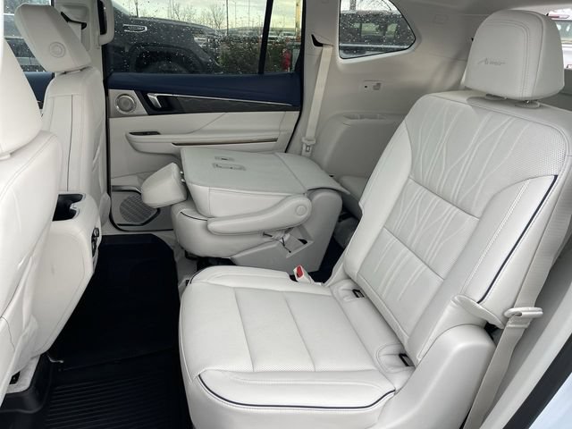 New 2026 Buick Enclave Avenir w/ Super Cruise Package AWD/4WD image 23