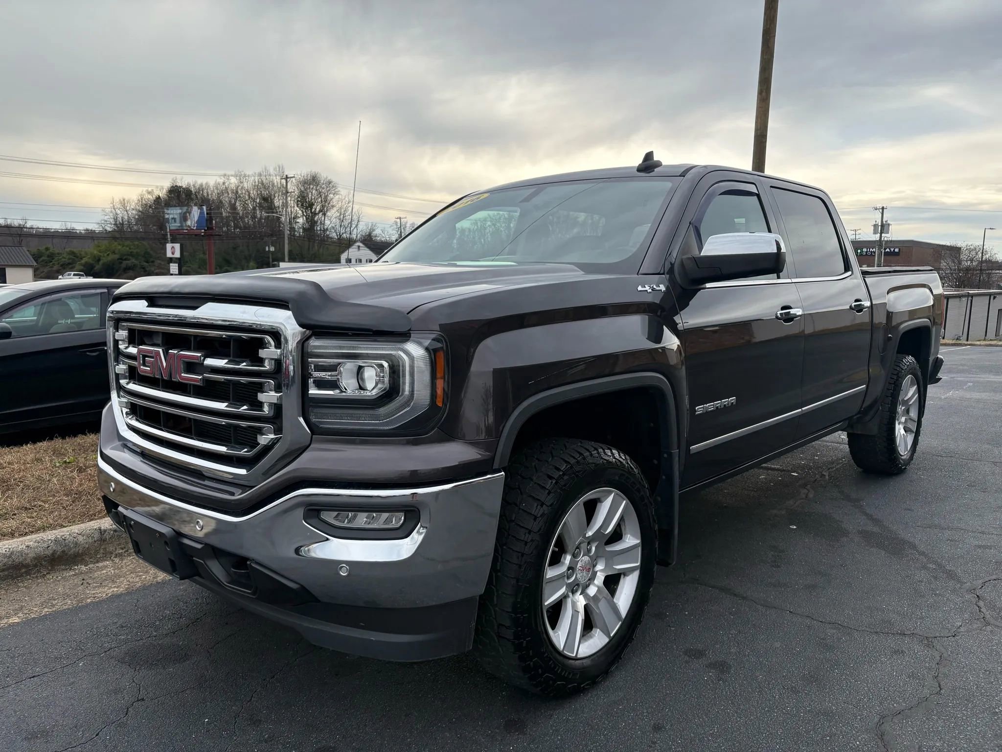 Used 2016 GMC Sierra 1500 SLT w/ SLT Premium Package image 3