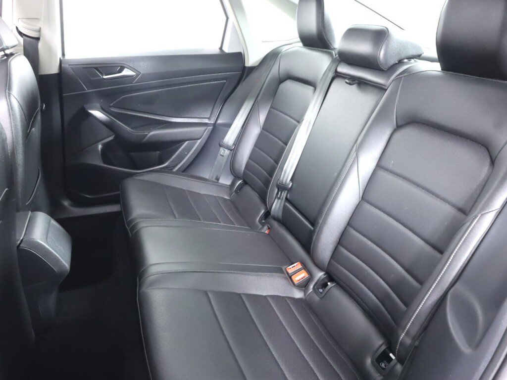 Used 2021 Volkswagen Jetta SE FWD image 33